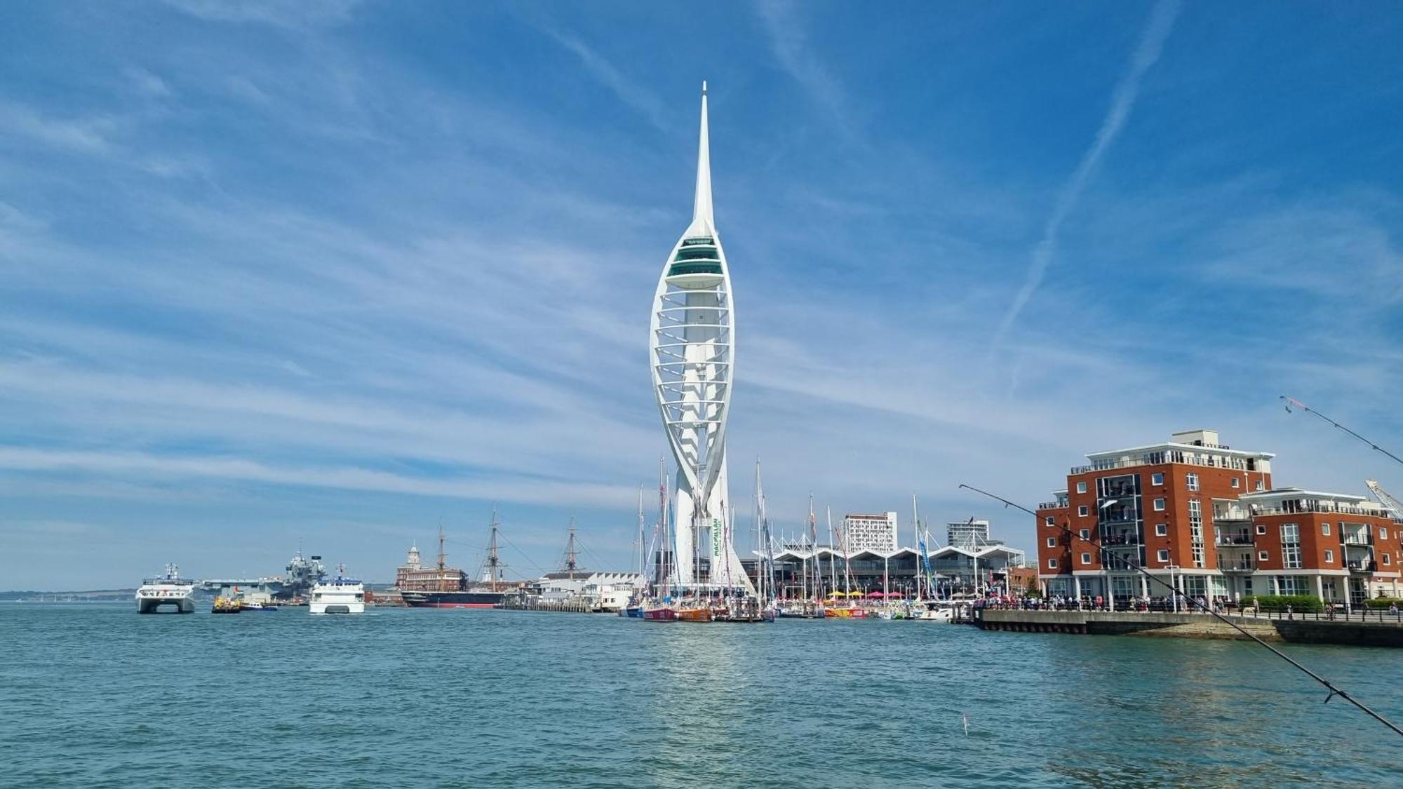 Southsea Escape - Coastal Holiday Apartment - 2 Double Bedrooms Portsmouth Kültér fotó